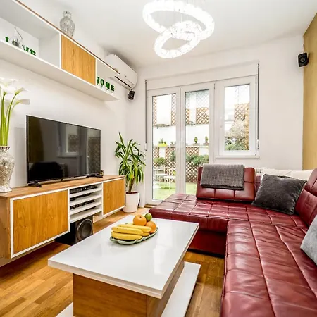 Apartment Urban Garden 贝尔格莱德 外观 照片