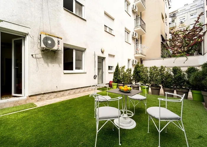 Apartment Urban Garden